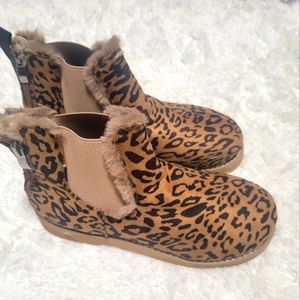 Leopard Boot